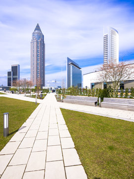 Germany, Hesse, Frankfurt, view to modern office buildings at European Quarter, Trade Fair Tower, Kastor and Pollux