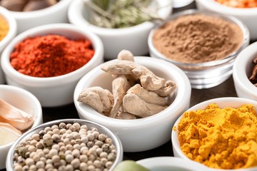 Spice, garlic, black.