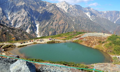 長野県白馬村　八方池と白馬連峰