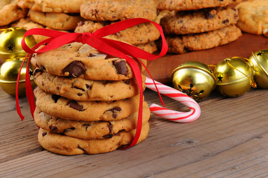 Christmas Cookies with Ribbon