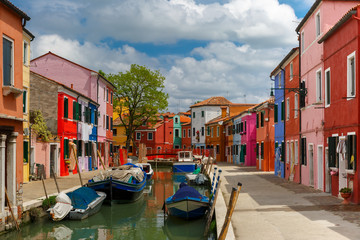 Naklejka na ściany i meble Colorful houses on the Burano, Venice, Italy