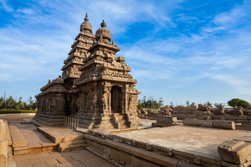 Fototapeta premium Shore temple - World heritage site in Mahabalipuram, Tamil Nad