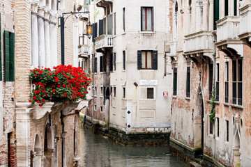Fototapeta na wymiar Old buildings of Venice