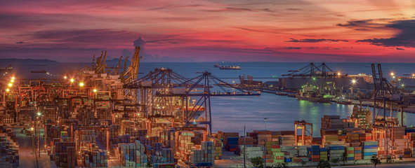 Logistic port with cargo ship - obrazy, fototapety, plakaty