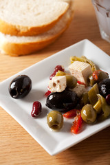 Antipasti mit Rosmarin