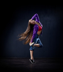 Girl modern dancer (normal version)