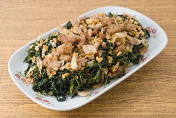 Stir Fried Jute Leaves with Minced Pork