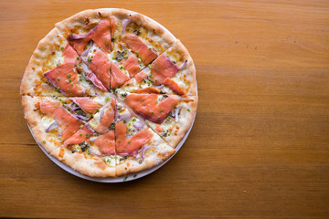 pizza with smoked salmon