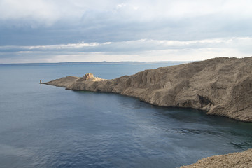 Blick von der Paski Most auf Pag