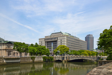 土佐堀川と大阪市役所