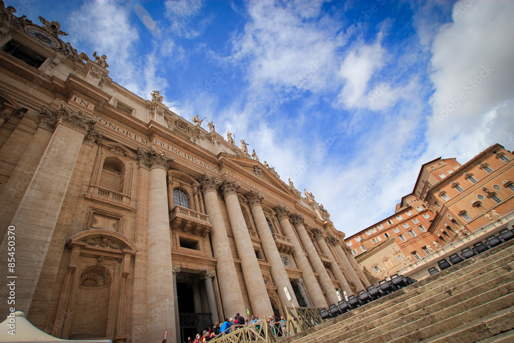 Wall mural exterior of st peter's basilica