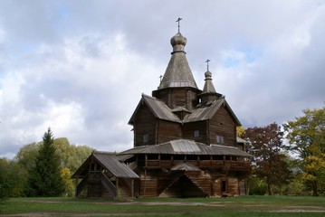 Fototapeta na wymiar The wooden church