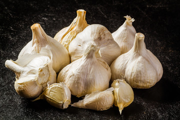 ニンニク　Garlic dishes prepared 