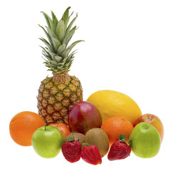 Fototapeta na wymiar Obst - Ananas, Melone, Orange, Äpfel, Kiwis, Erdbeeren