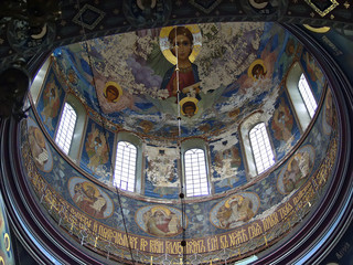 The painting of the dome in New Athos