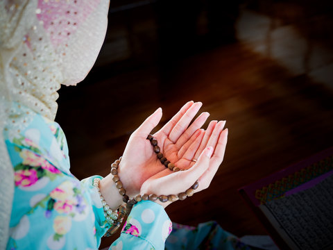 Young Muslim Woman Praying For Allah