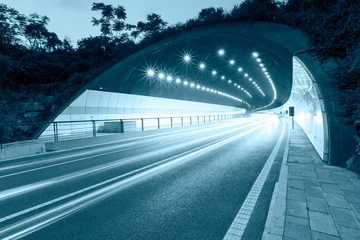 Fototapete Tunnel städtischer Autobahntunnel