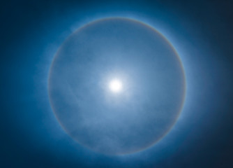 Obraz na płótnie Canvas Corona, ring around sun
