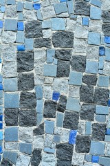 Mosaiksteine an einer Fassade in Berlin