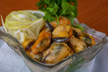 Mussels in butter sauce