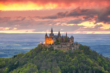 Hohenzollern Burg Hechingen - Sonnenuntergang - obrazy, fototapety, plakaty