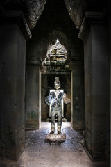 Vishnu Statue in Angkor Wat