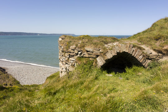 
Coastal View of the Old Lime Kiln at Greencliff, near Bideford from South West Footpath. 
