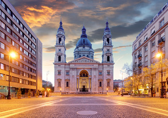 Budapest - St. Stephen basilica - obrazy, fototapety, plakaty