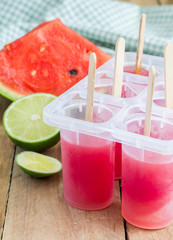 Homemade popsicles with watermelon and lime