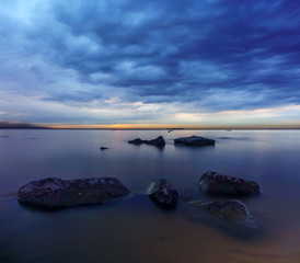 Fototapeta na wymiar Море на закате