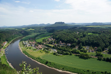 Fototapeta na wymiar Sächsische Schweiz - Blick von der Bastei