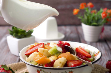 salad with fresh fruits
