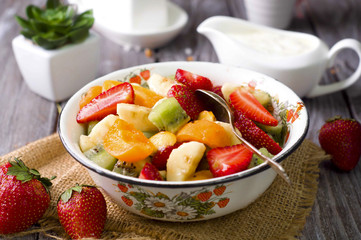 salad with fresh fruits