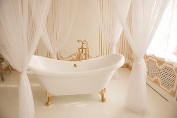 beautiful designer bath © deagreez