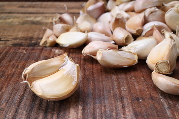Organic garlic  group on wood , vintage style