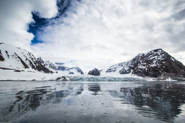 Arctic spring in south Spitsbergen © KrisGrabiec