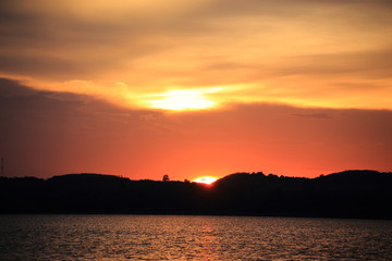 Fototapeta premium river and sutset