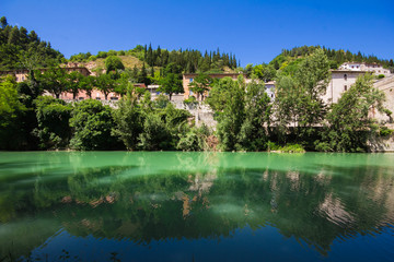 Fototapeta premium Fiume Metauro a Fossombrone nelle Marche