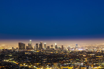Fototapeta premium skyline of Los Angeles by night