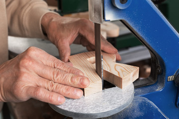 Making wooden letters