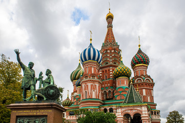 Fototapeta na wymiar Saint Basil's Cathedral Moscow