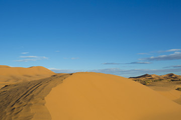 erg chebbi sand dunes