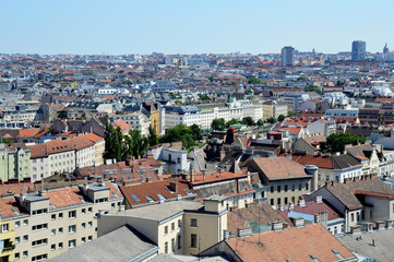 Fototapeta na wymiar Blick über die Dächer von Wien