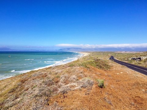K&uuml;stenkulisse bei Muizenberg