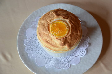 Dessert soufflé au calvados normand