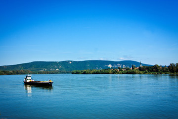Obraz premium View of the Danube, Esztergom