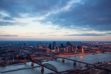St. Louis Missouri Aerial Skyline Sunrise - obrazy, fototapety, plakaty