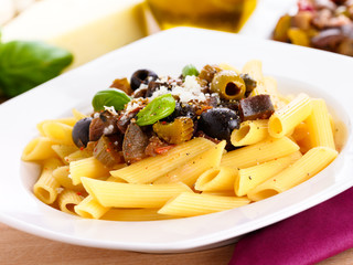Penne con caponata