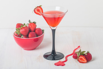 Strawberry lemonade