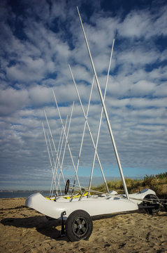 Des char &agrave; voile sont en attente